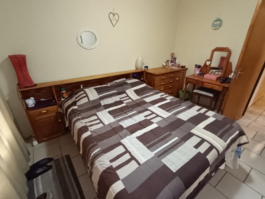 3 Bedroom Property for Sale in Jeffreys Bay Central Eastern Cape